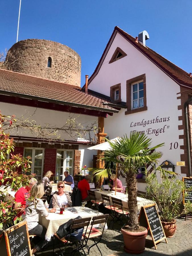 Landgasthaus "Zum Engel" Hotel Neuleiningen Bagian luar foto