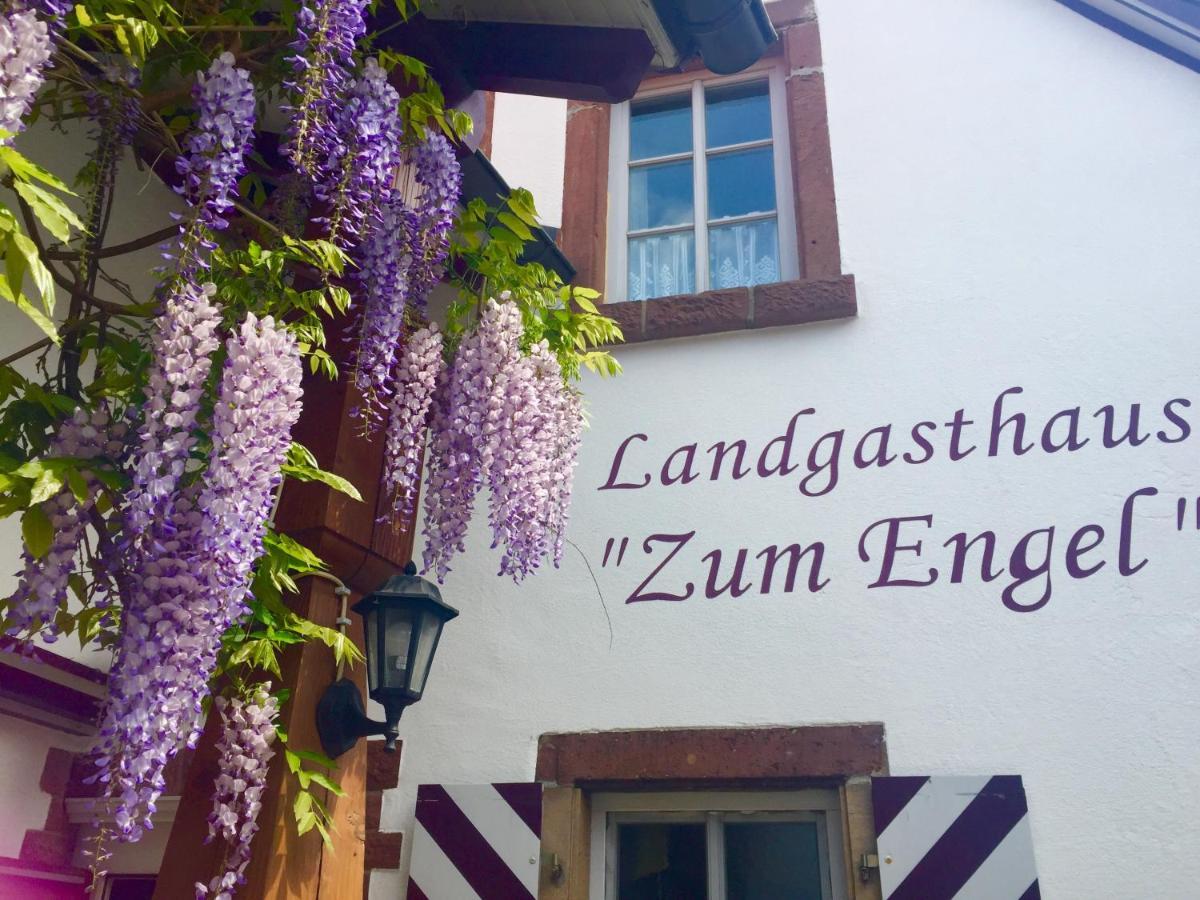 Landgasthaus "Zum Engel" Hotel Neuleiningen Bagian luar foto