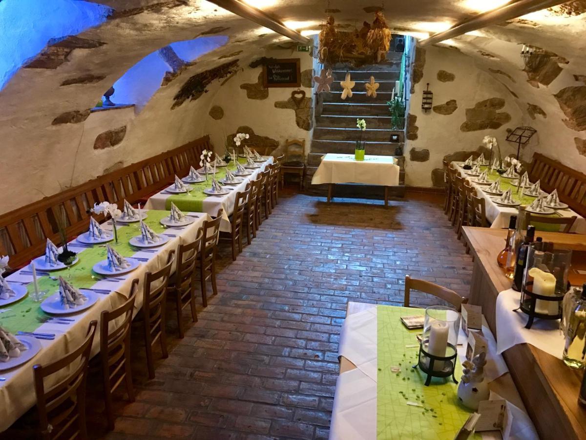 Landgasthaus "Zum Engel" Neuleiningen Bagian luar foto