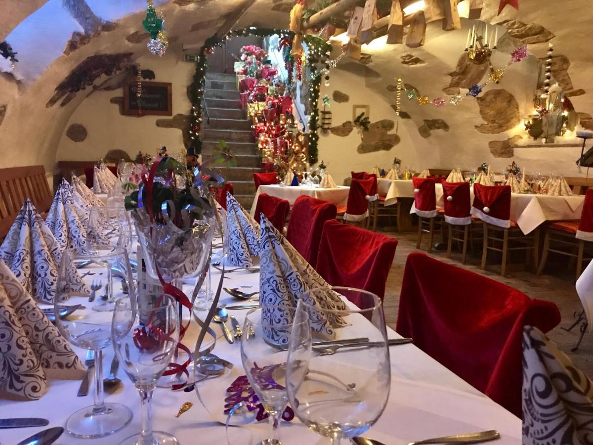 Landgasthaus "Zum Engel" Neuleiningen Bagian luar foto