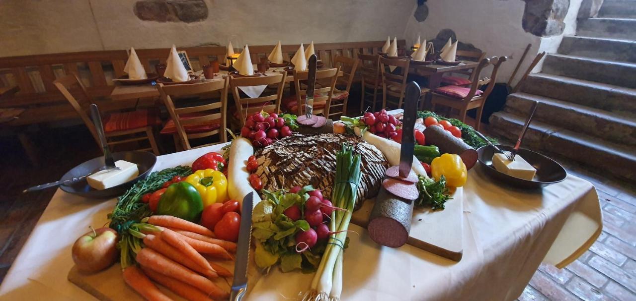 Landgasthaus "Zum Engel" Neuleiningen Bagian luar foto